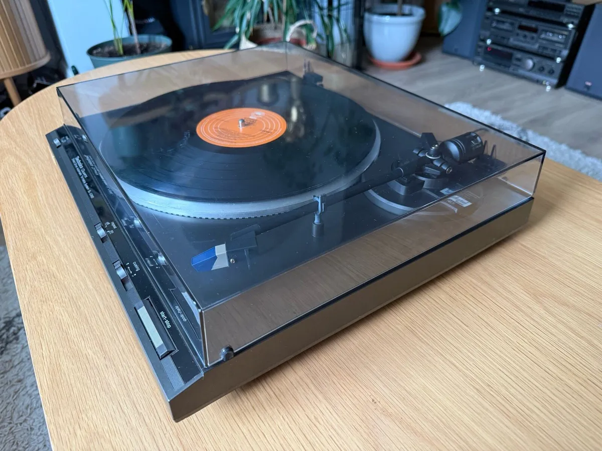 Technics Q300 turntable - Image 3