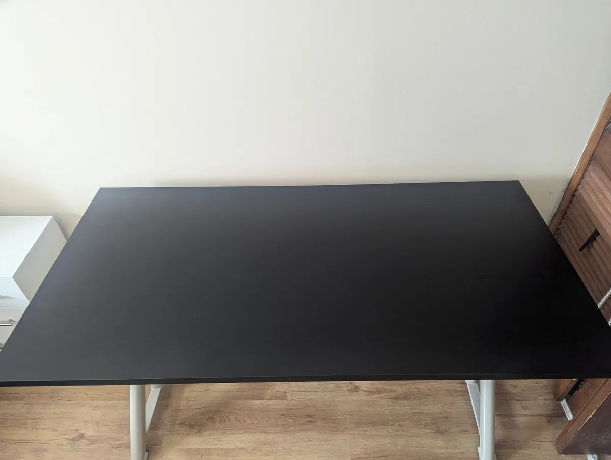 Ikea IDASEN desk 160x80cm - Image 3