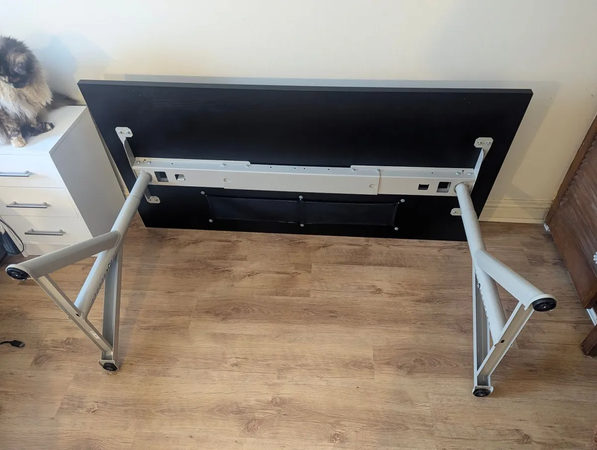 Ikea IDASEN desk 160x80cm - Image 4