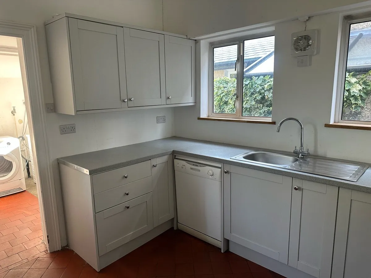 Kitchen - Image 4