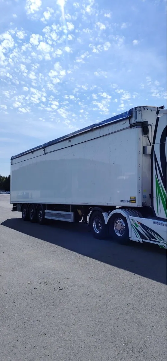 Kraker walking floor trailer - Image 1
