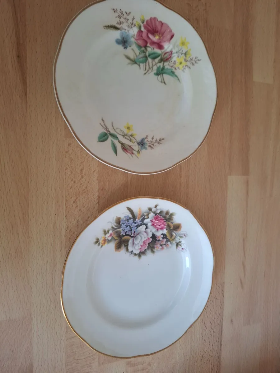 Mix & match  china teaset - set of 2 - Image 2