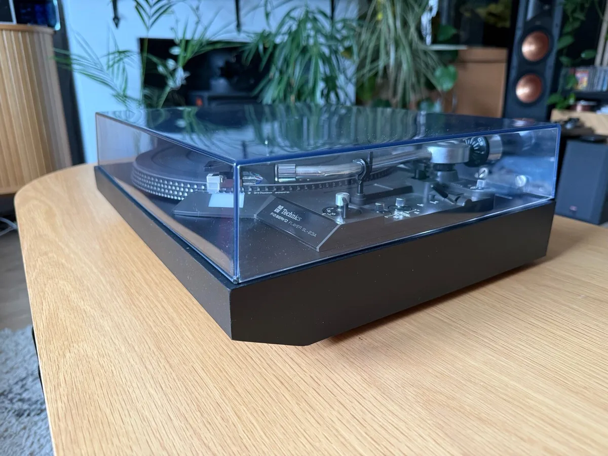 Technics SL-23a turntable - Image 4