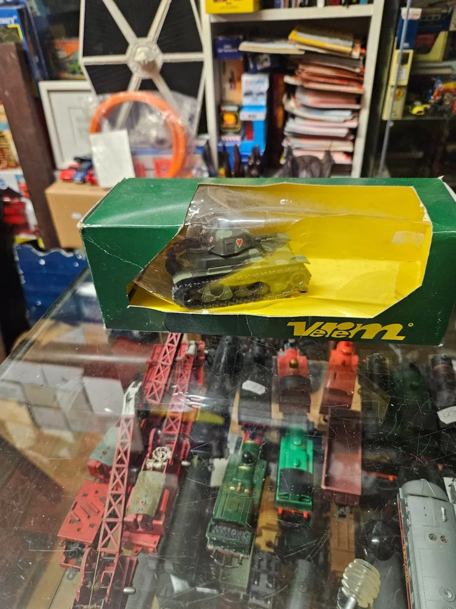 Corgi Solido French WW2 Tank - Image 1