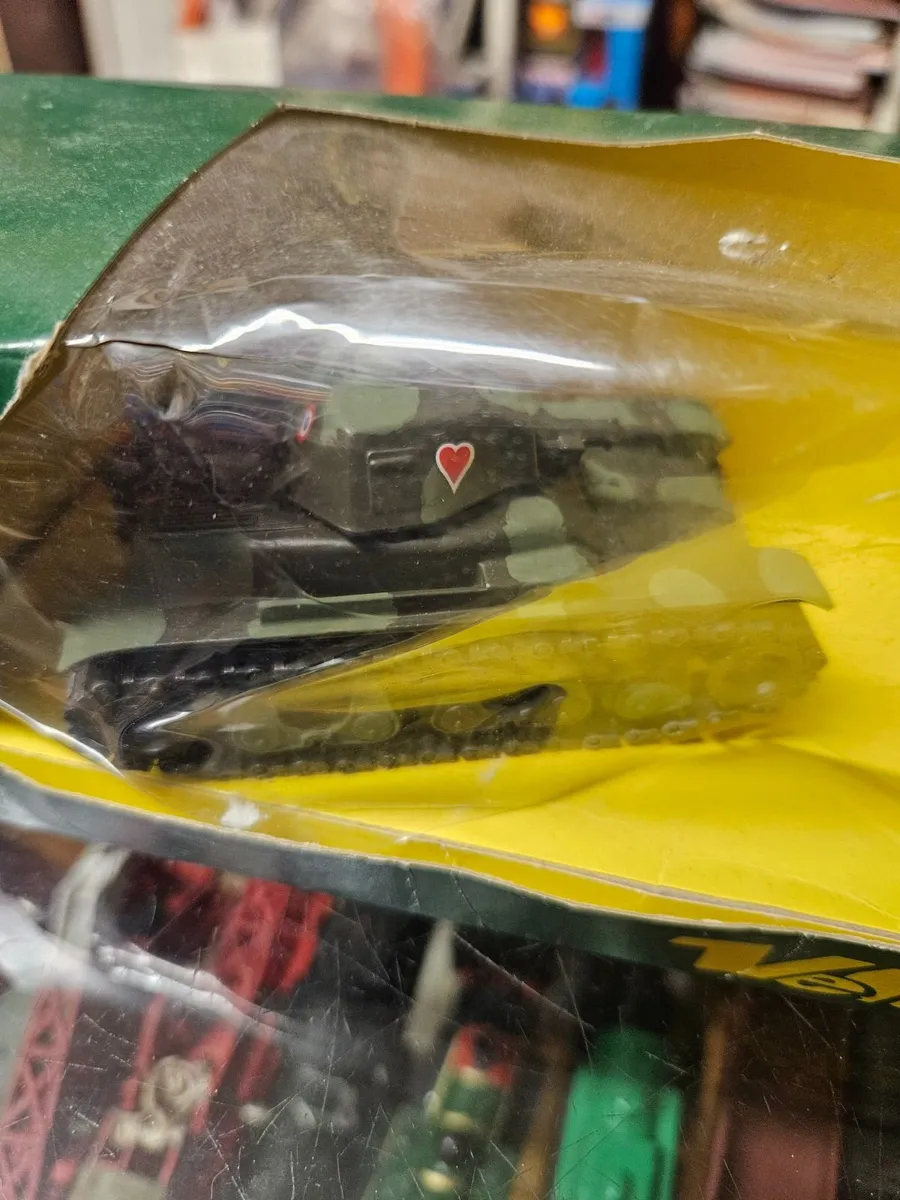 Corgi Solido French WW2 Tank - Image 3