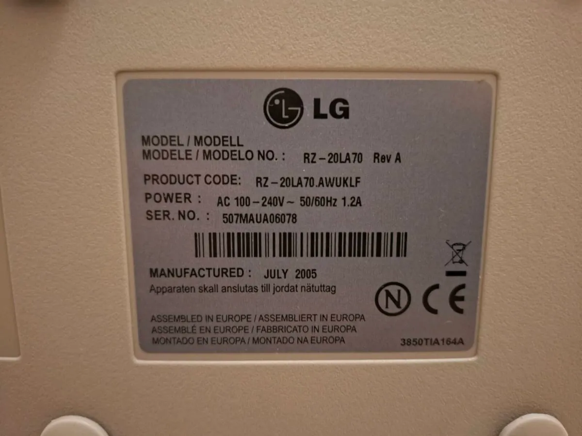 LG 20" LCD TV/Monitor - Image 3