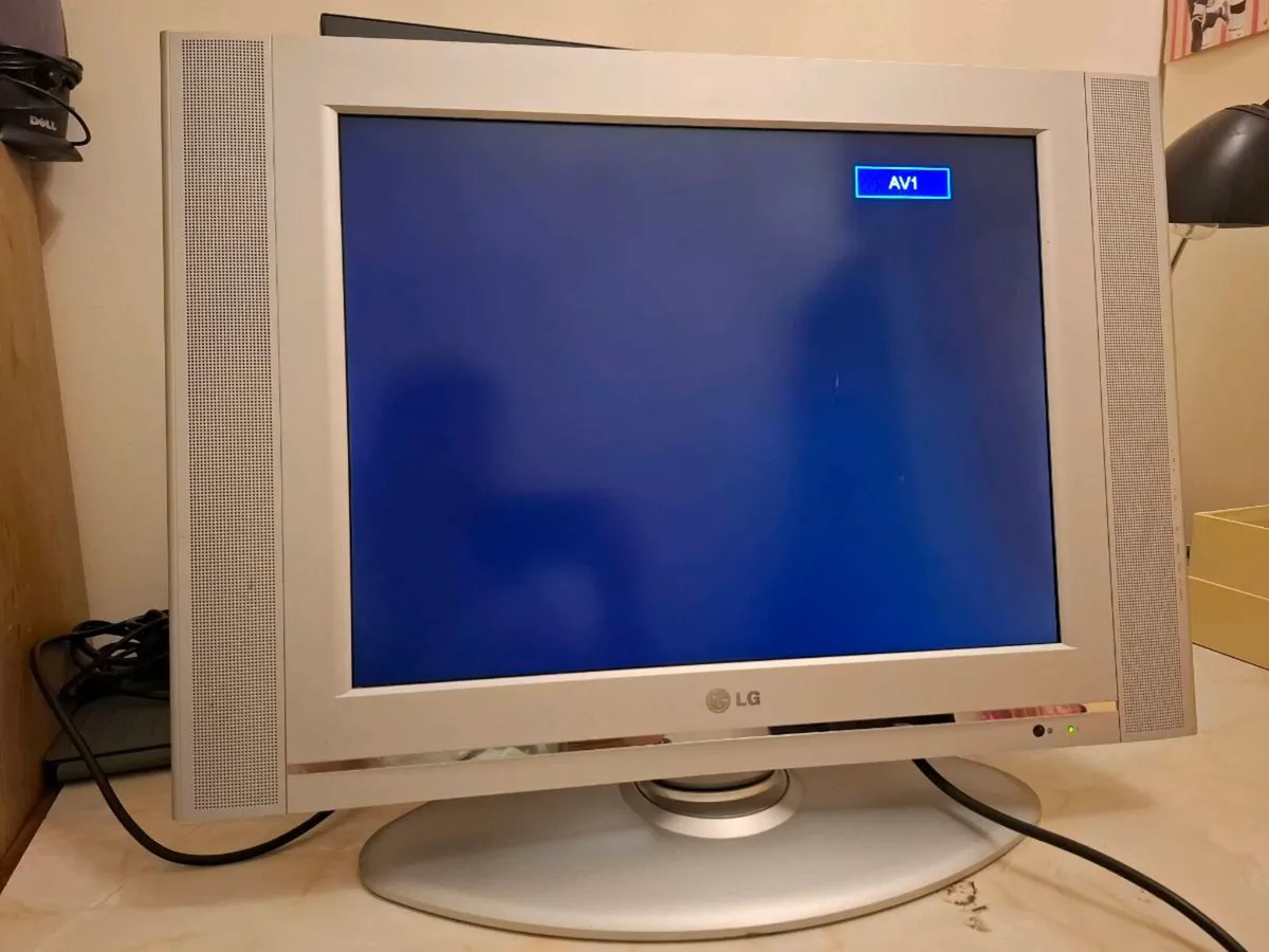 LG 20" LCD TV/Monitor - Image 1