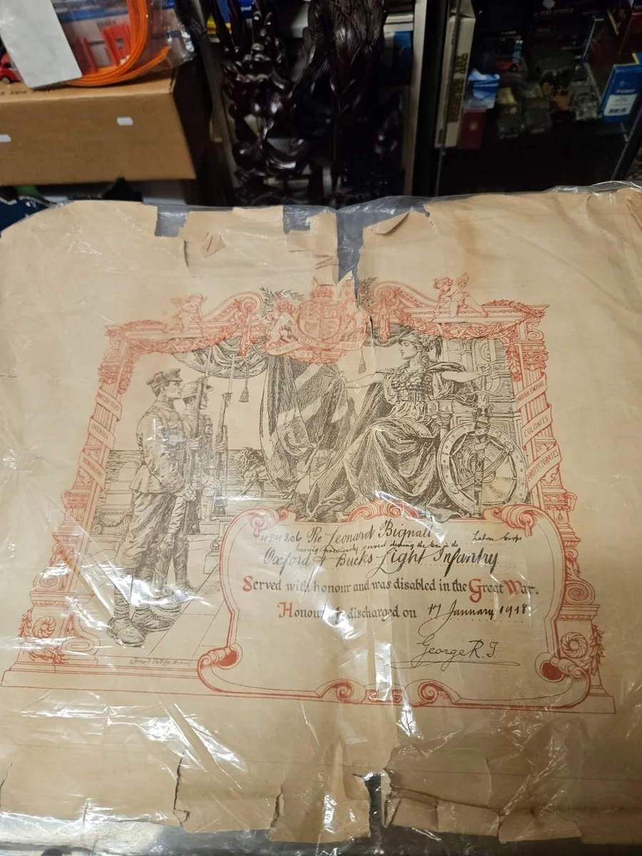 Vintage British WW1 Discharge Certificate - Image 3