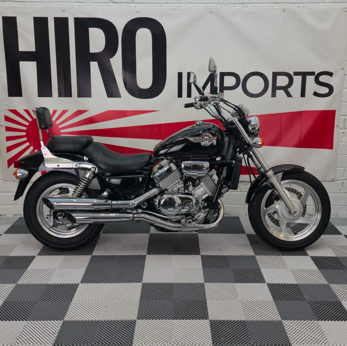 1996 Honda Magna VF750C - Image 1