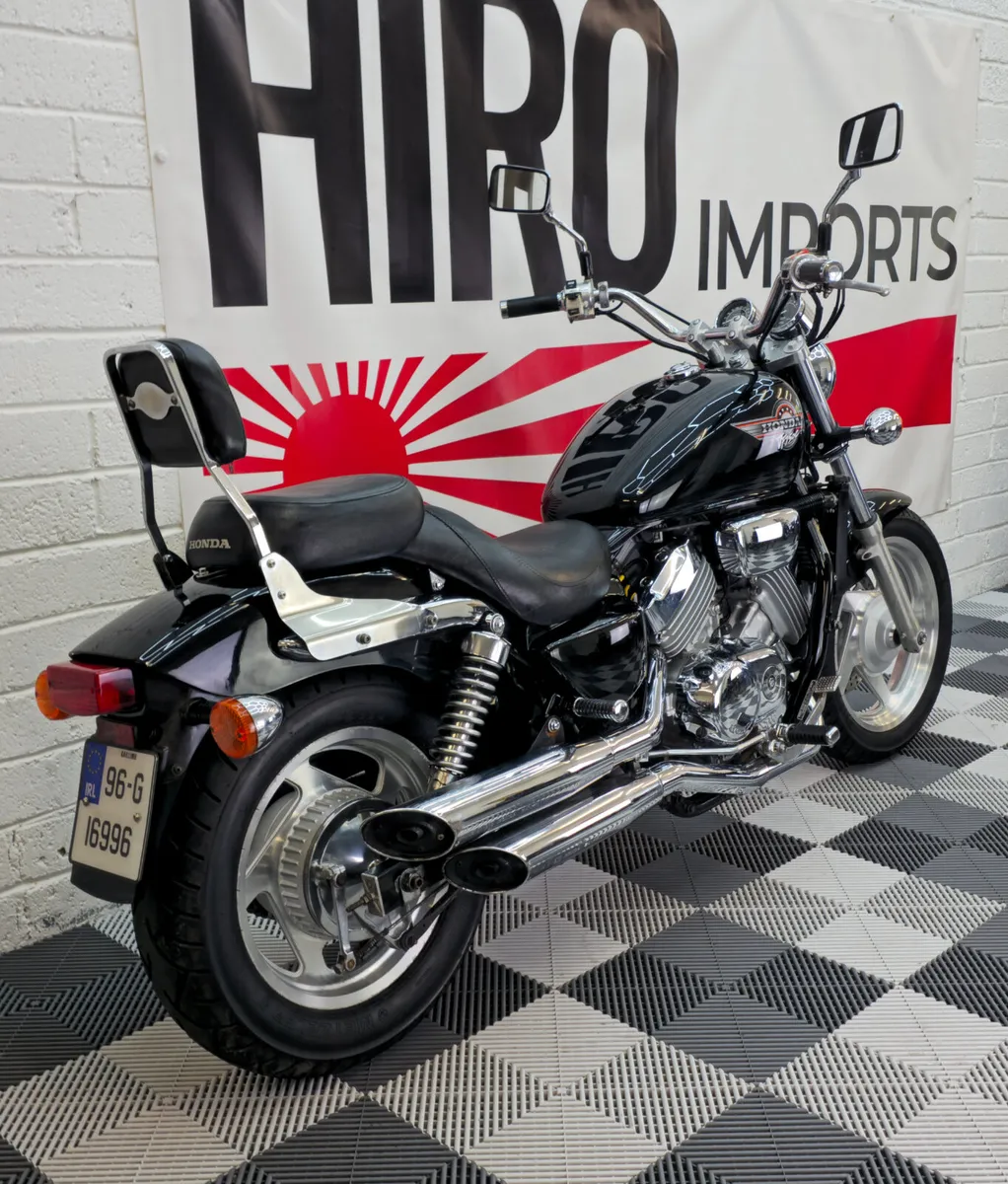 1996 Honda Magna VF750C - Image 3