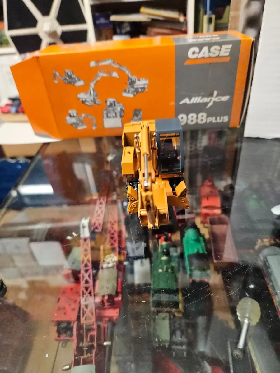 Corgi Conrad Case Wheeled Excavator 1.50 - Image 2