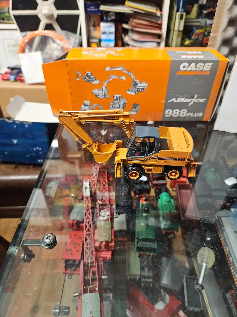 Corgi Conrad Case Wheeled Excavator 1.50 - Image 1
