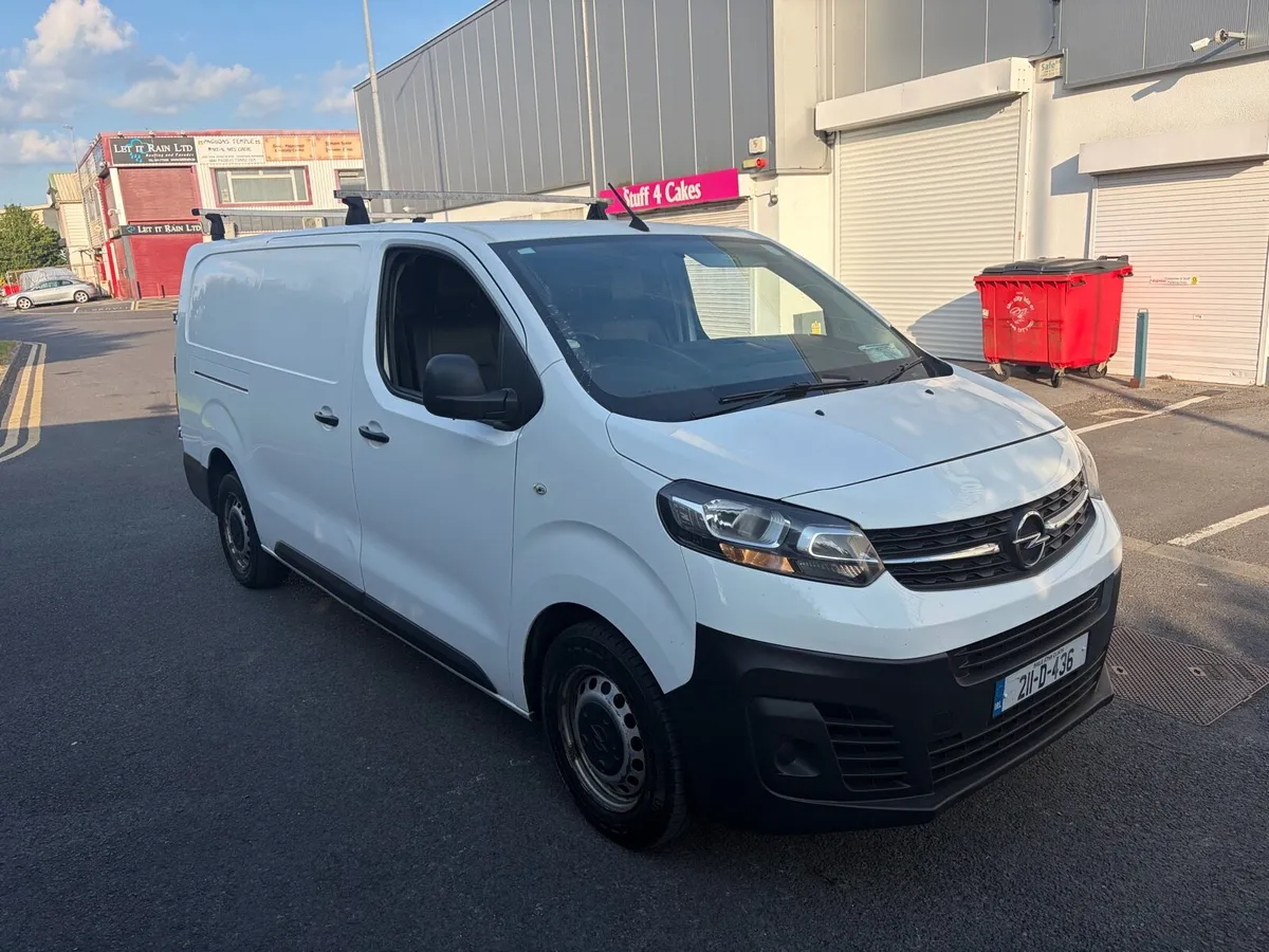 211 OPEL VIVARO TAX & DOE 1/27 - Image 2