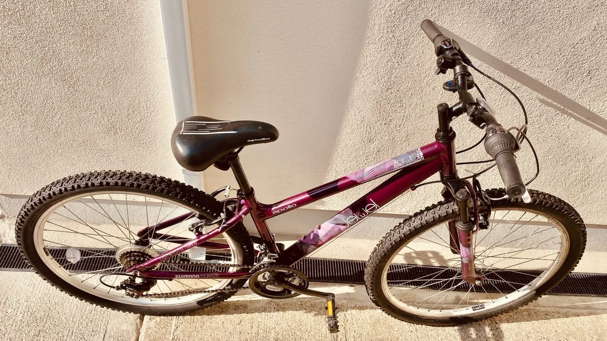 Apollo Jewel Mountain Bike – Like New - Image 2