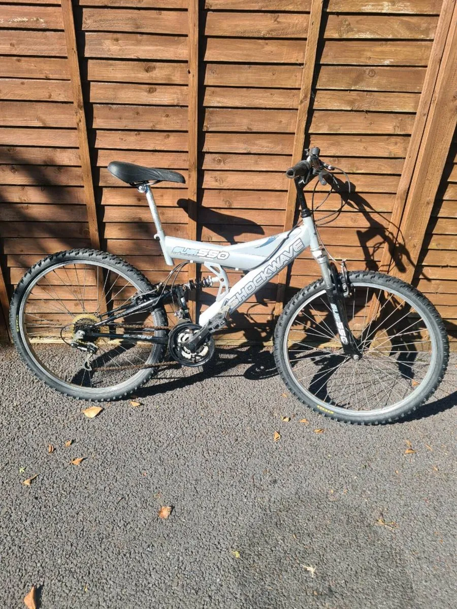 Mountain bike - Image 1