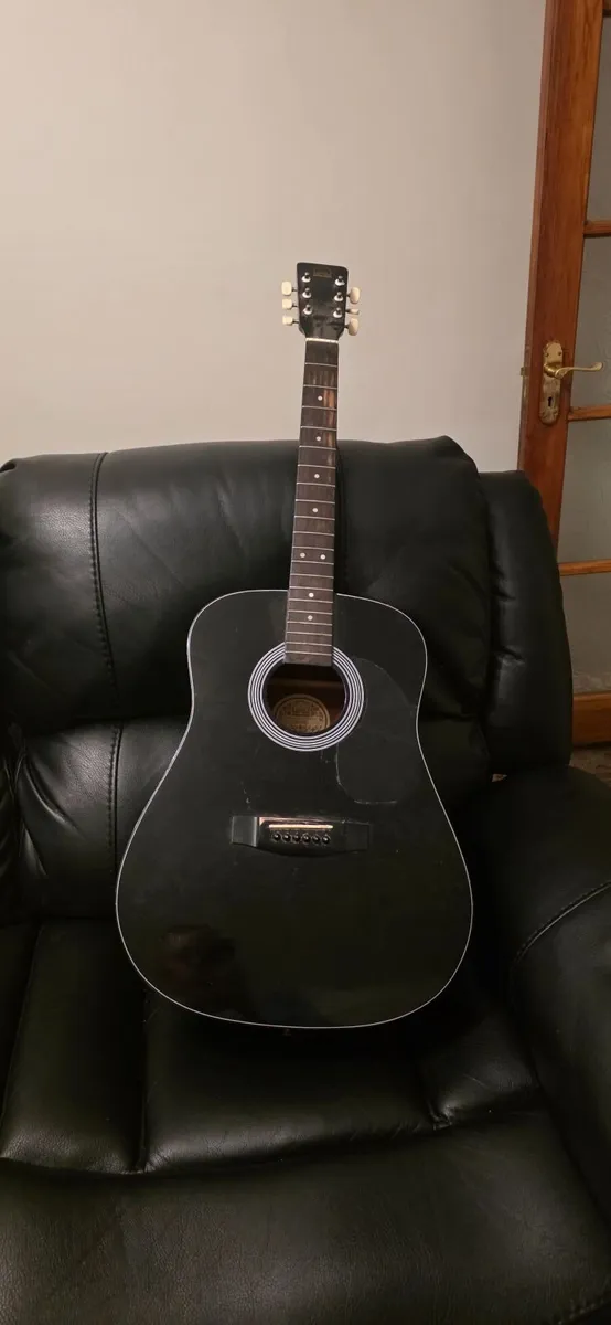 Guitar - Image 2
