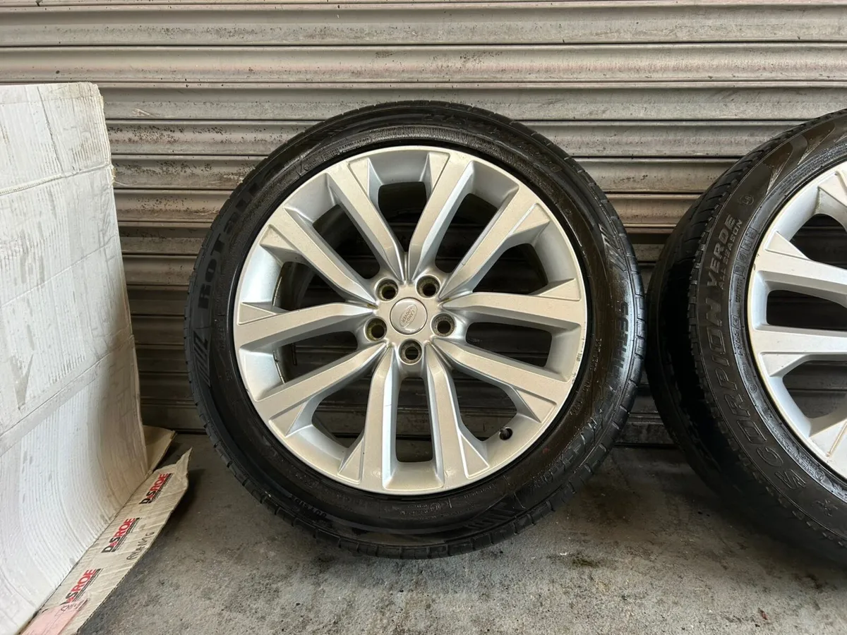 Range Rover Sport 21” Alloys - Image 3