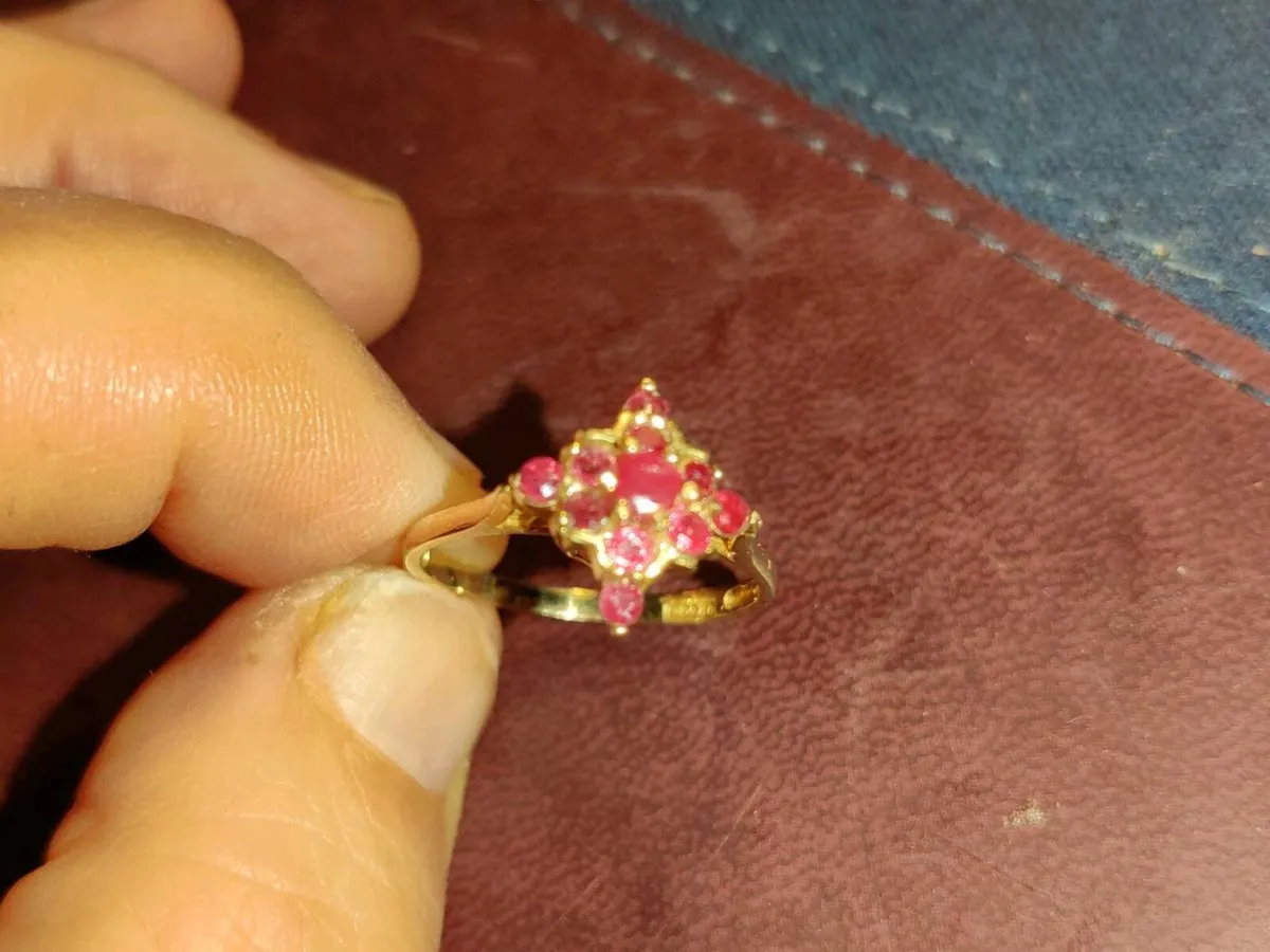 RARE RUBY BYSTANTINE, 9CT THICK Gold Dress Ring ! - Image 4