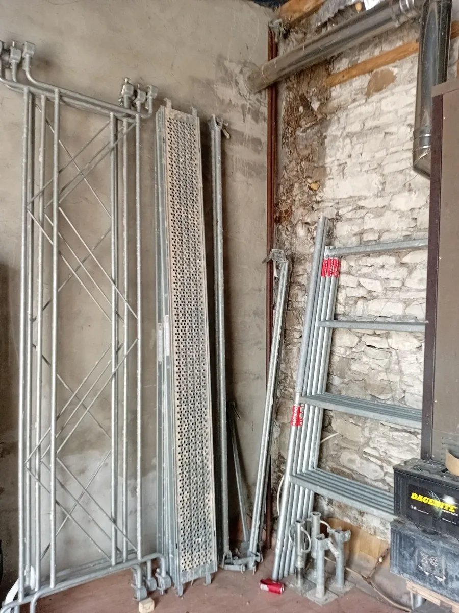 scaffolding tower - Image 4