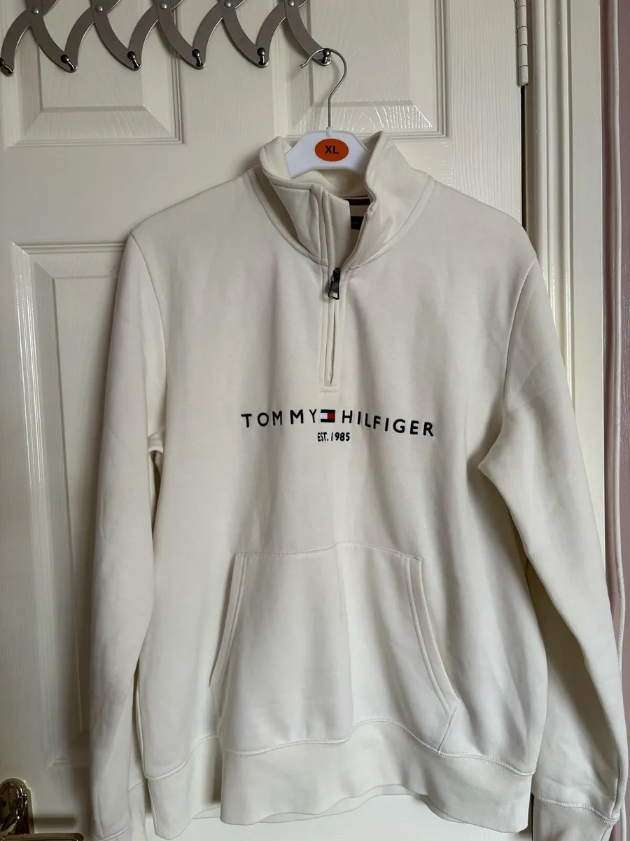 Tommy Hilfiger top - Image 1