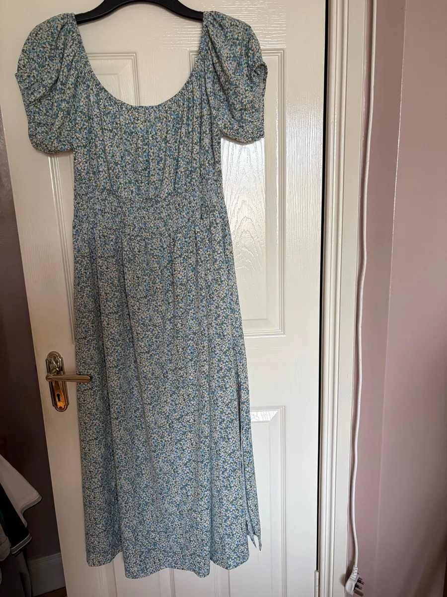 Ladies dress - Image 2