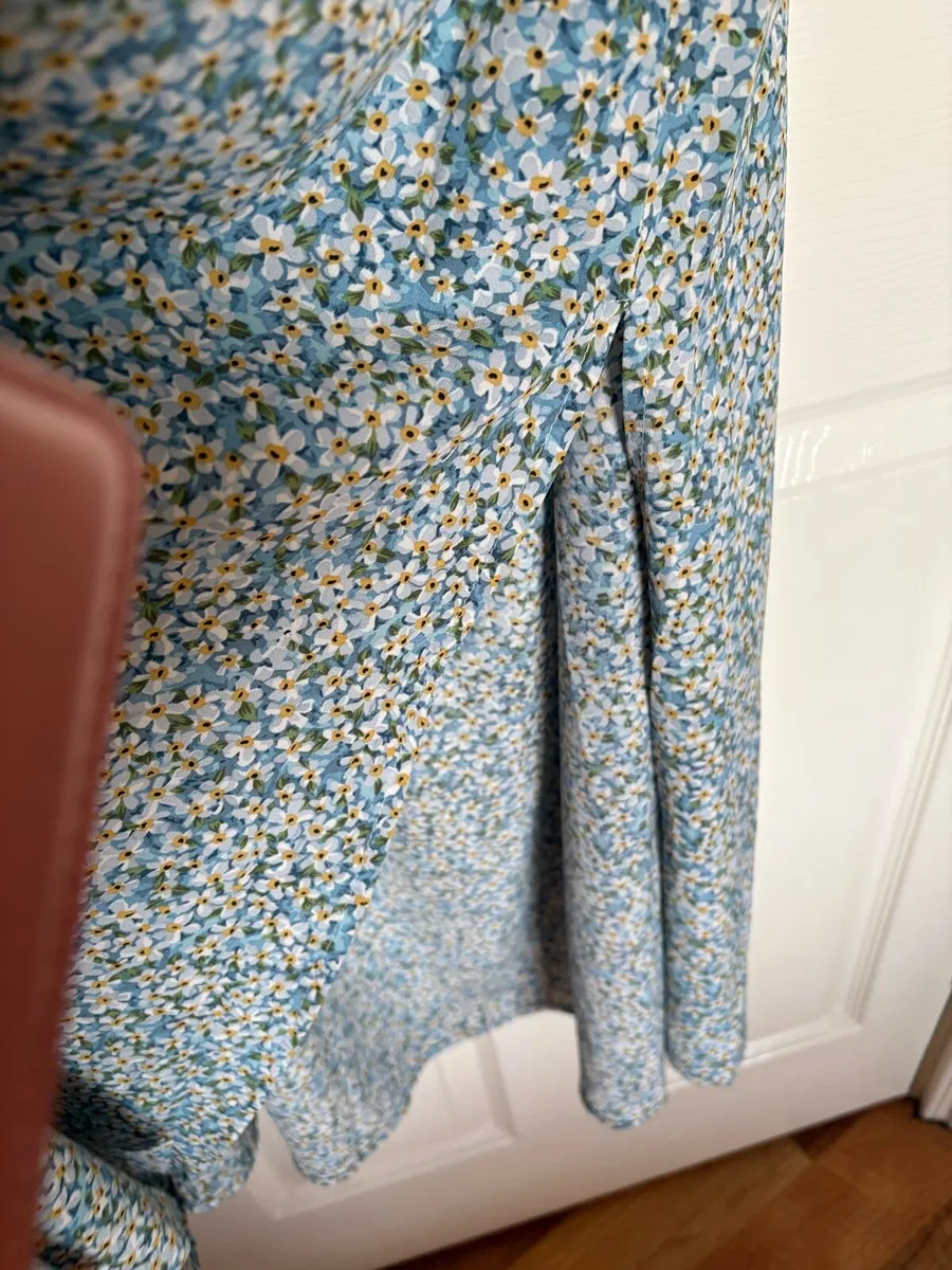 Ladies dress - Image 4