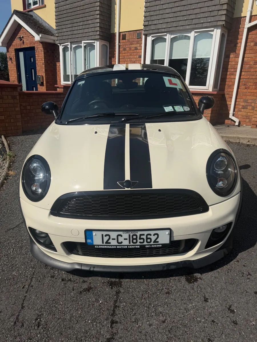 2012 Mini Cooper R 58 1.6 petrol Full history - Image 1