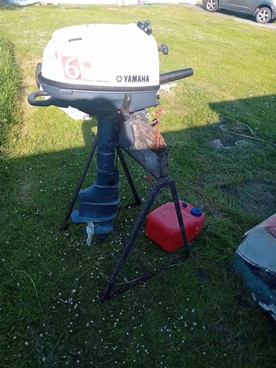 Yamaha 6 HP 4 stroke engine and 13 foot punt. - Image 1