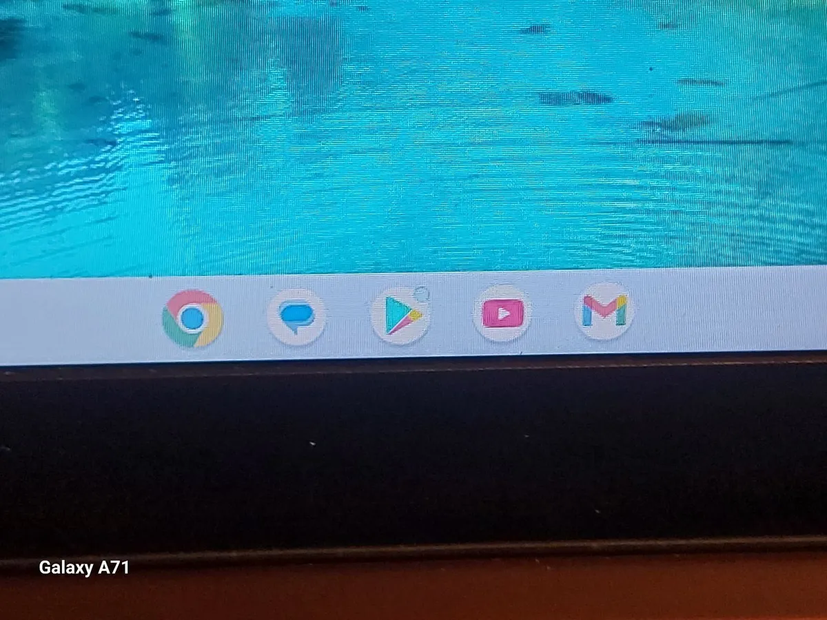 Lenovo Chromebook, 64GB, in NEW Condition - Image 4