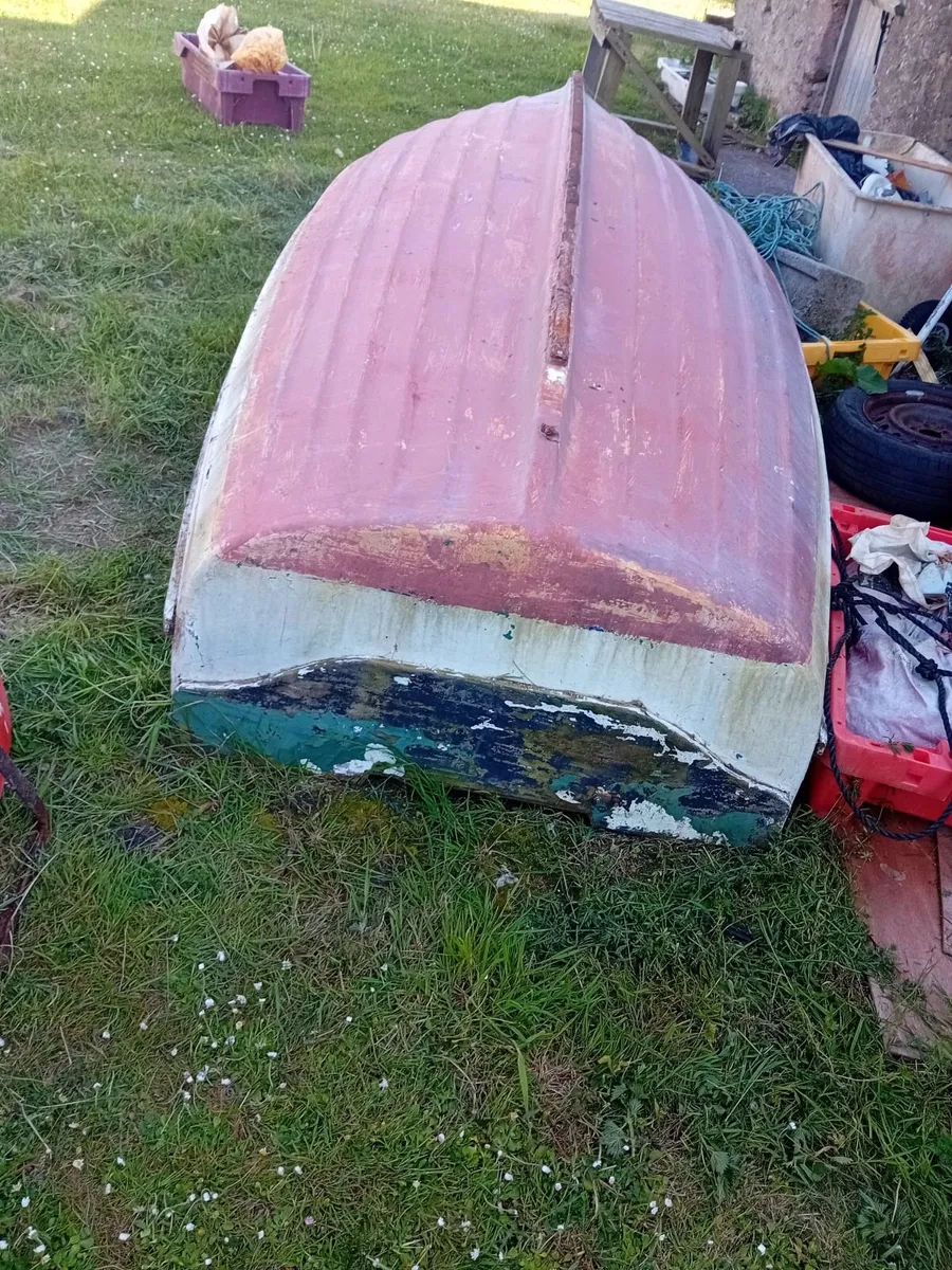 Yamaha 6 HP 4 stroke engine and 13 foot punt. - Image 4