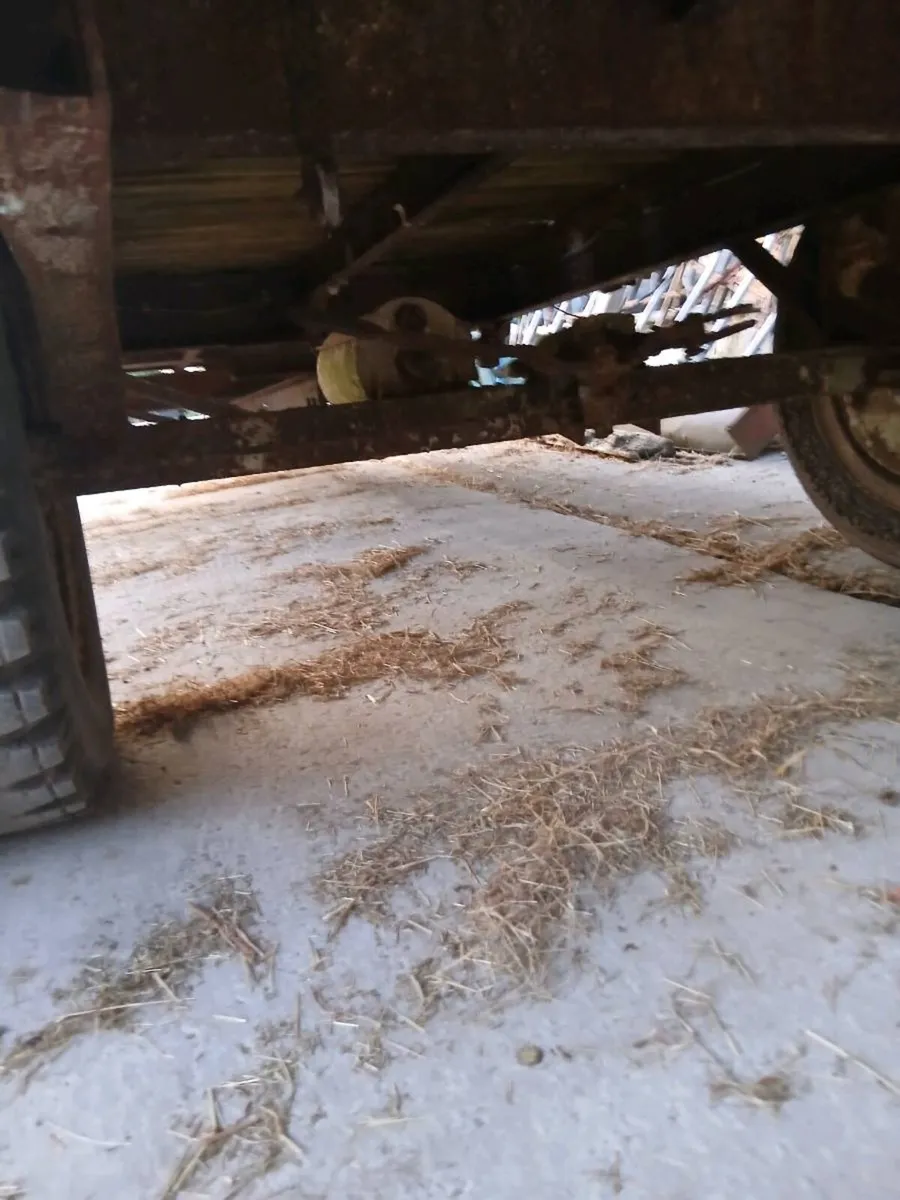 Bale trailer 18ft x 8ft - Image 4