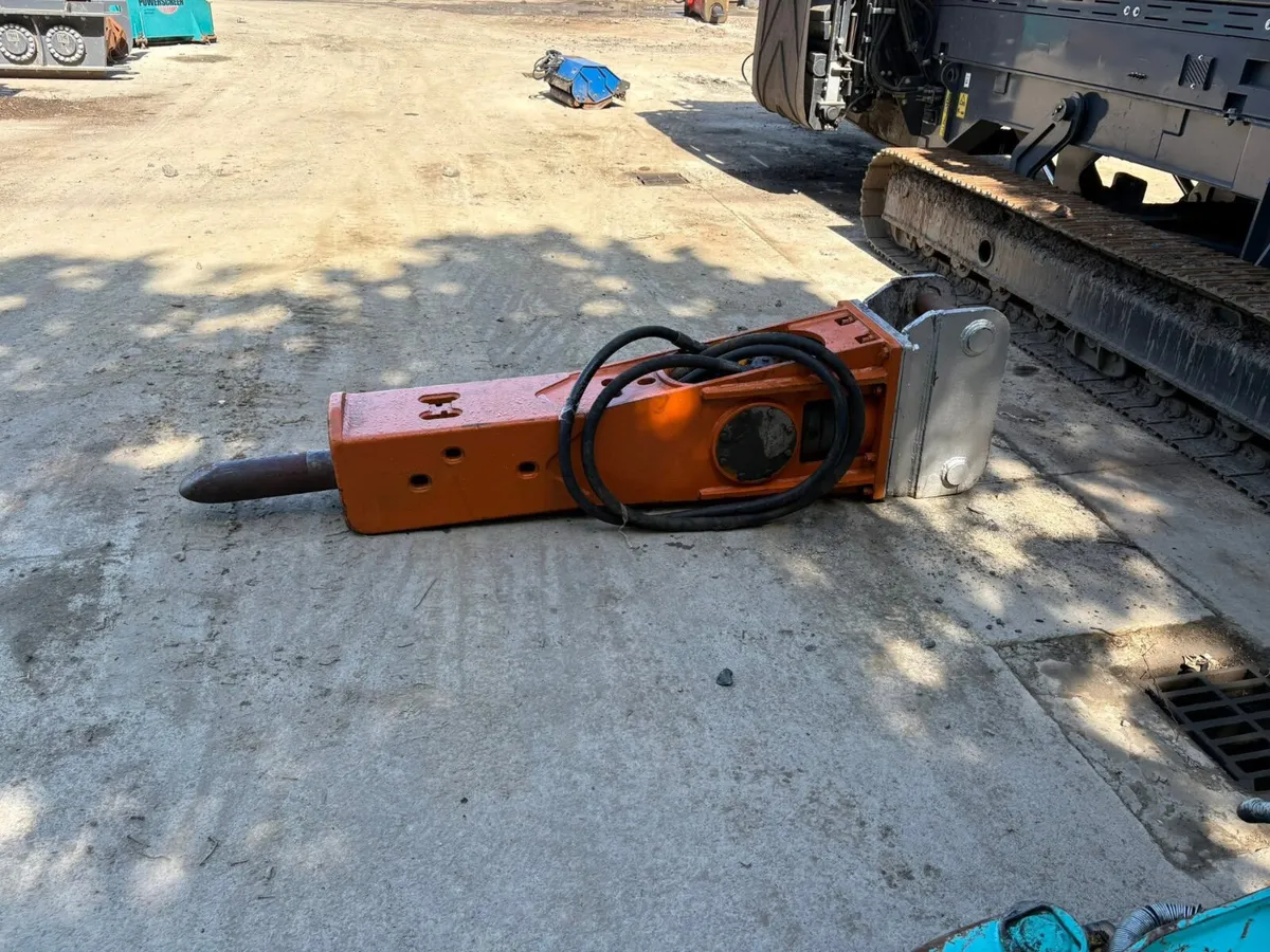 Omal 20T Rock Hammer - Image 3