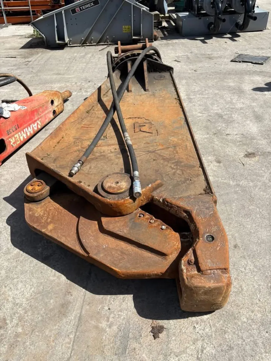 Trevibenne Scrap Shear - Image 1