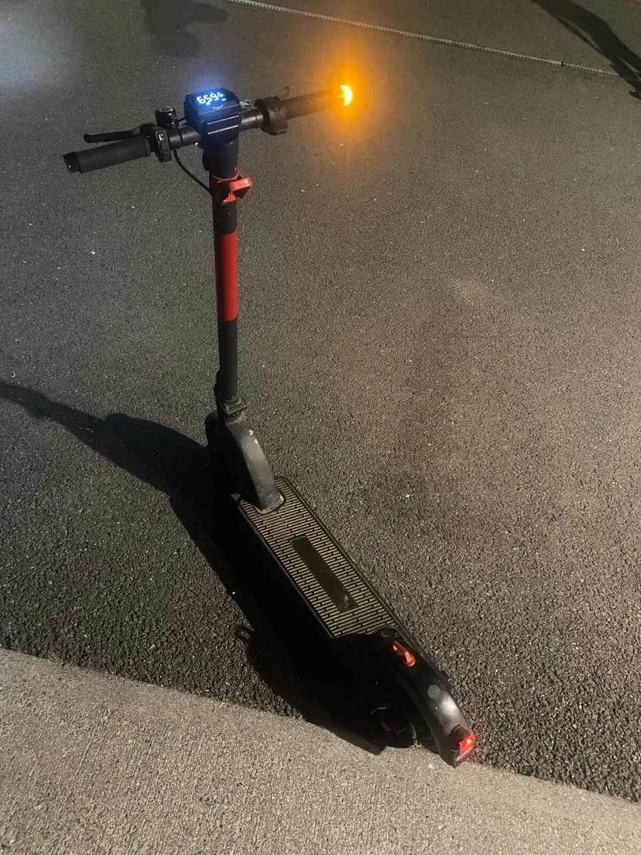 Frugal cyber e scooter - Image 2