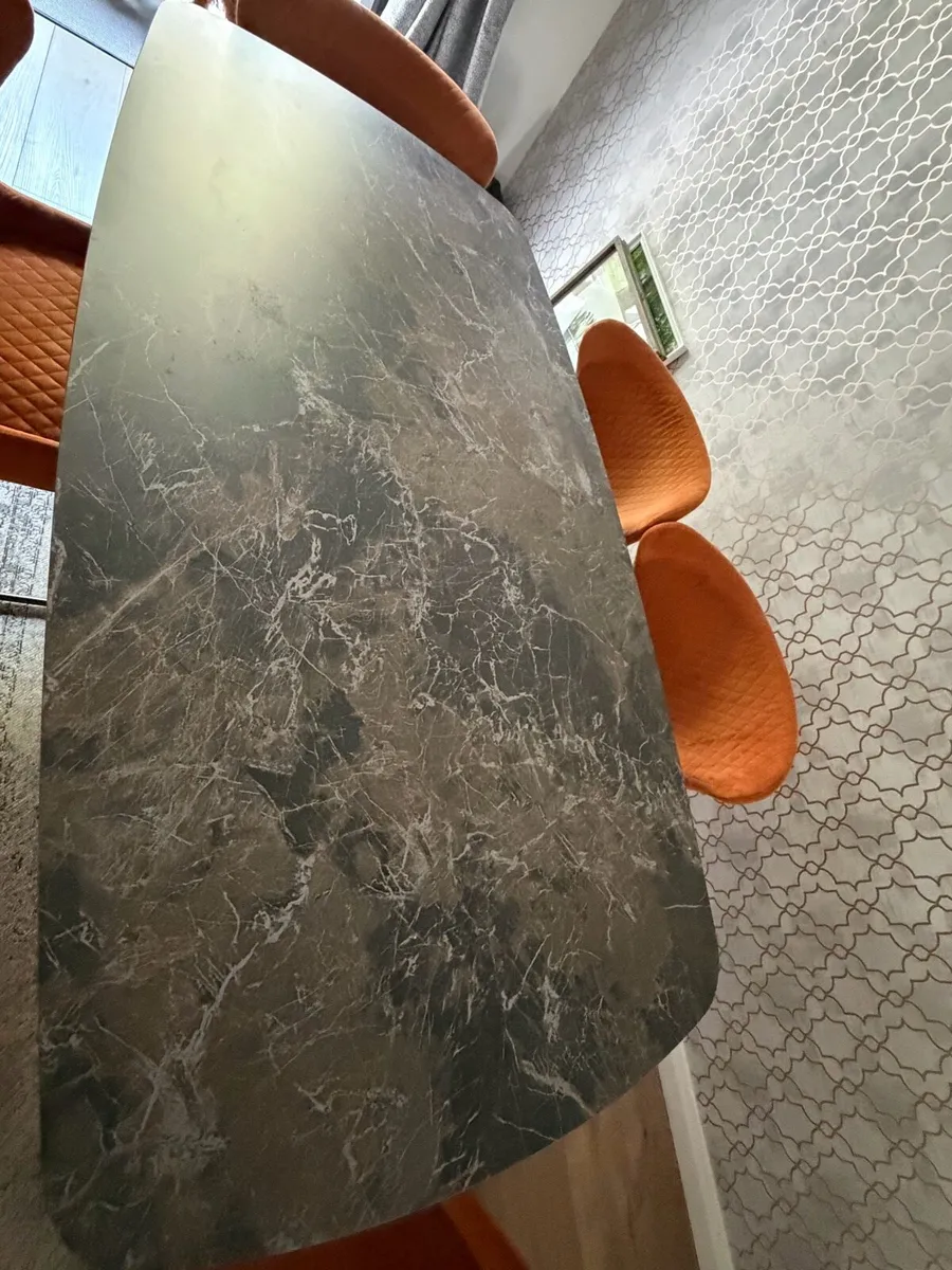 Dining table and chairs - Image 3