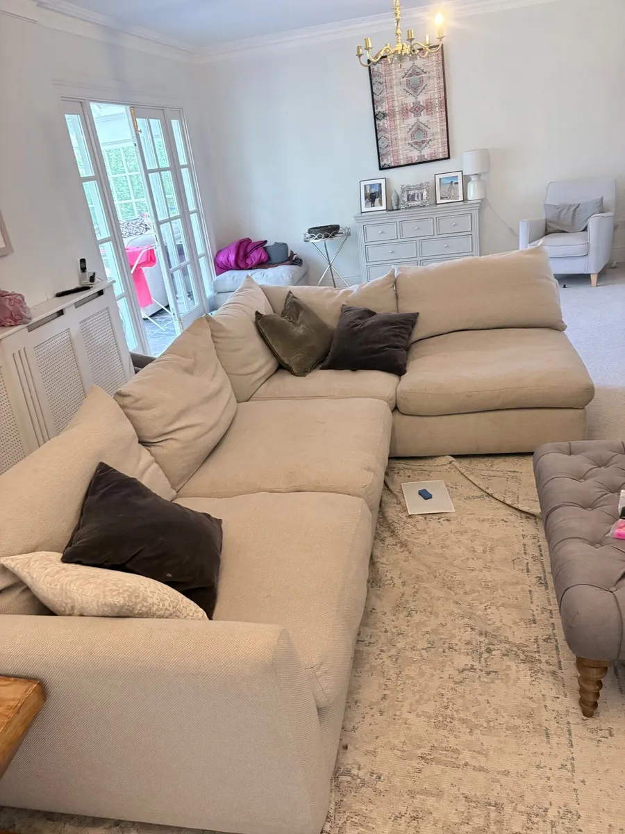Couch - Image 1