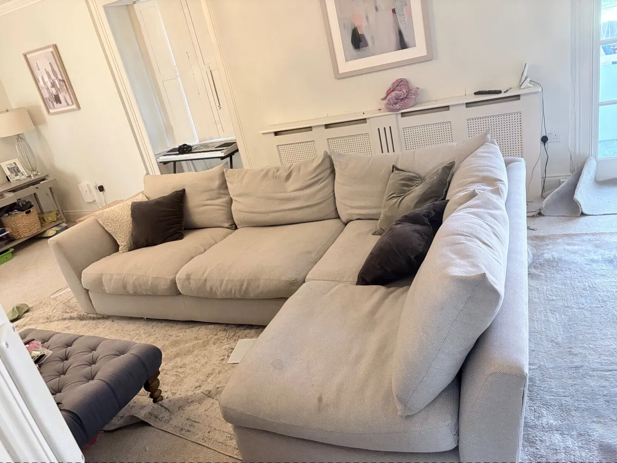 Couch - Image 3