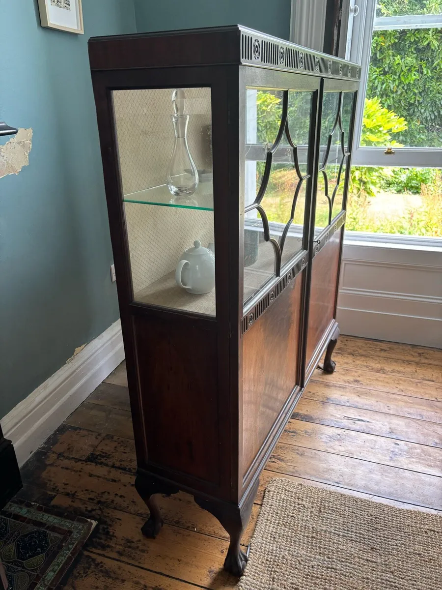 Antique drinks cabinet - Image 2