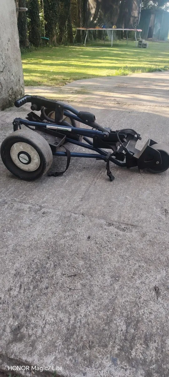 Powakaddy Golf trolley - Image 2
