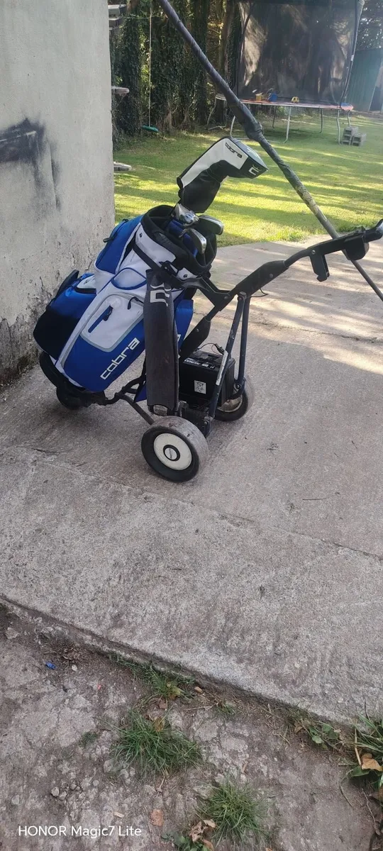 Powakaddy Golf trolley - Image 3