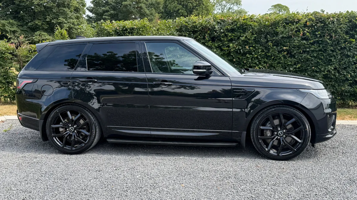 212 Range Rover Sport P400 HSE Dynamic N1 Comm - Image 2