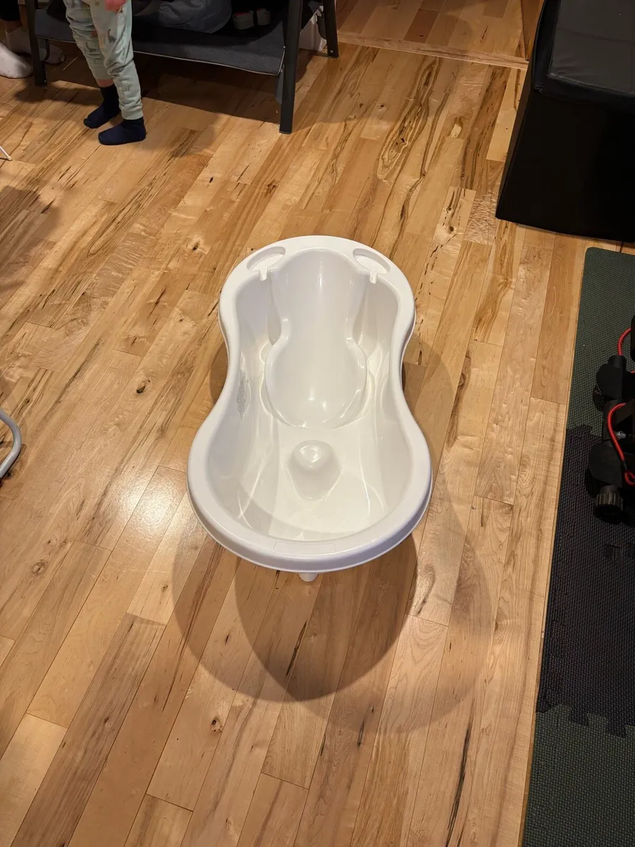 Baby Bath and Changing Set - Image 3