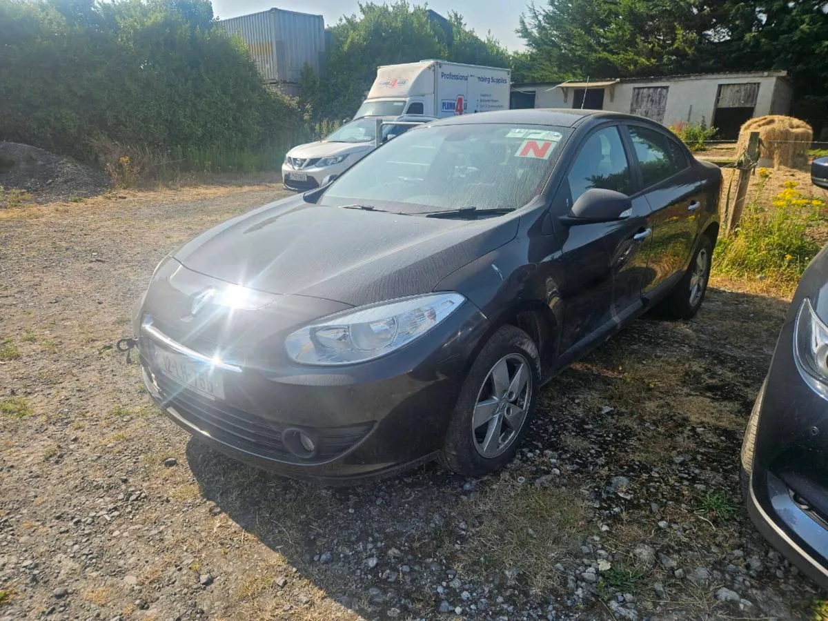 2012 Renault fluence - Image 2