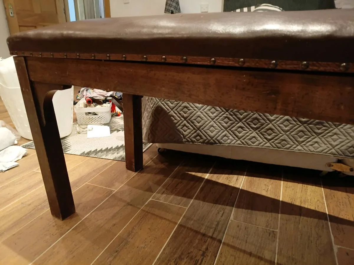 Doctors Examination Bed Massage Table - Image 4