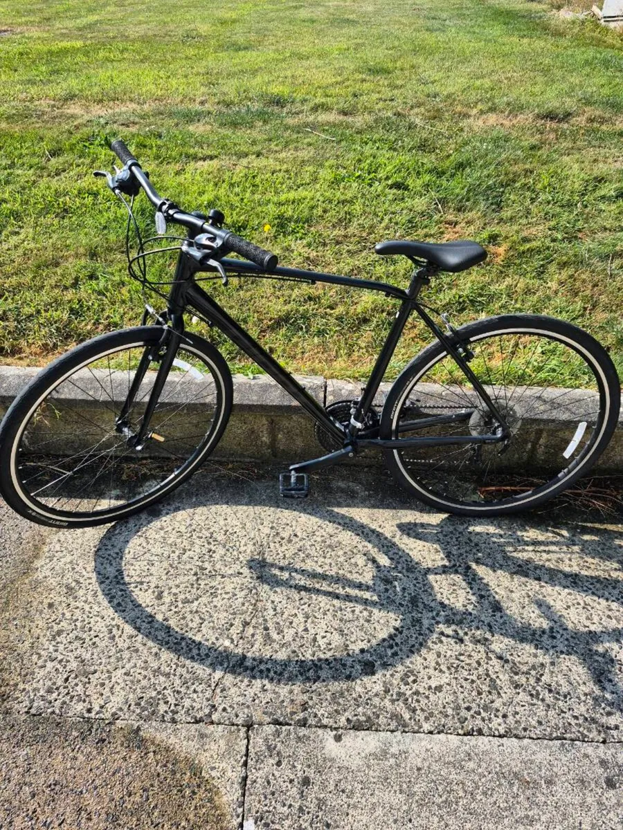 Mens and ladies bikes - Image 1