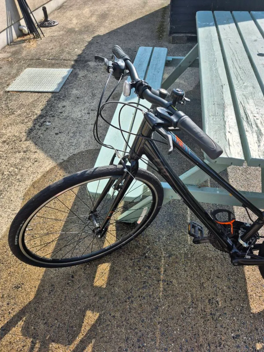 Mens and ladies bikes - Image 3