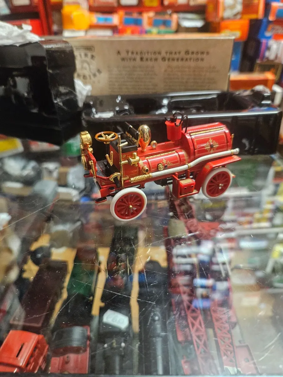 Matchbox Yesteryear Fire Engine - Image 1