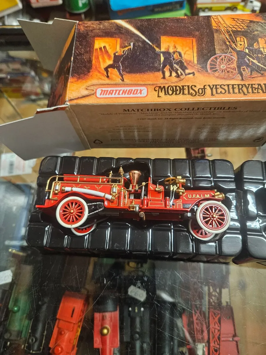 Matchbox Yesteryear Fire Engine - Image 2