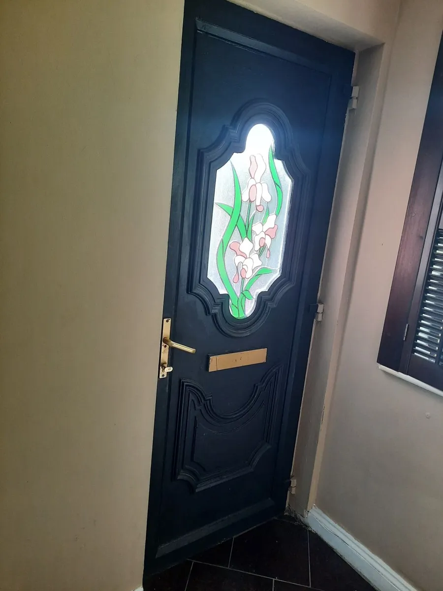 Upvc front door with stain glass - Image 1