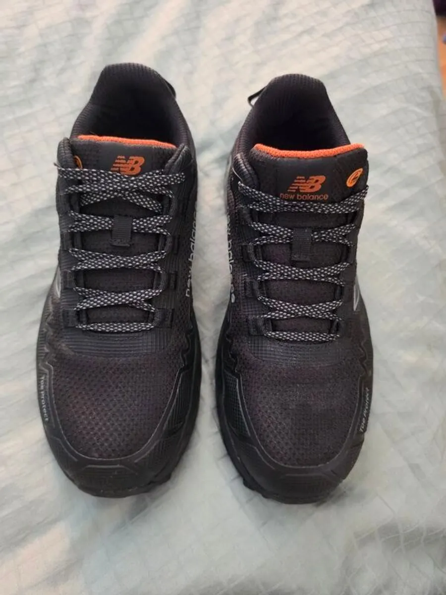 BRAND NEW New Balance safety trainers, great cushioning, toe protection - Image 2